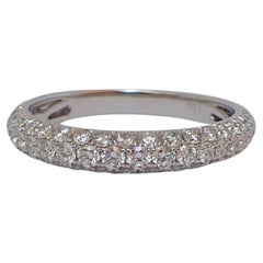 18K White Gold Band Ring with 0.98 Carat of Diamond