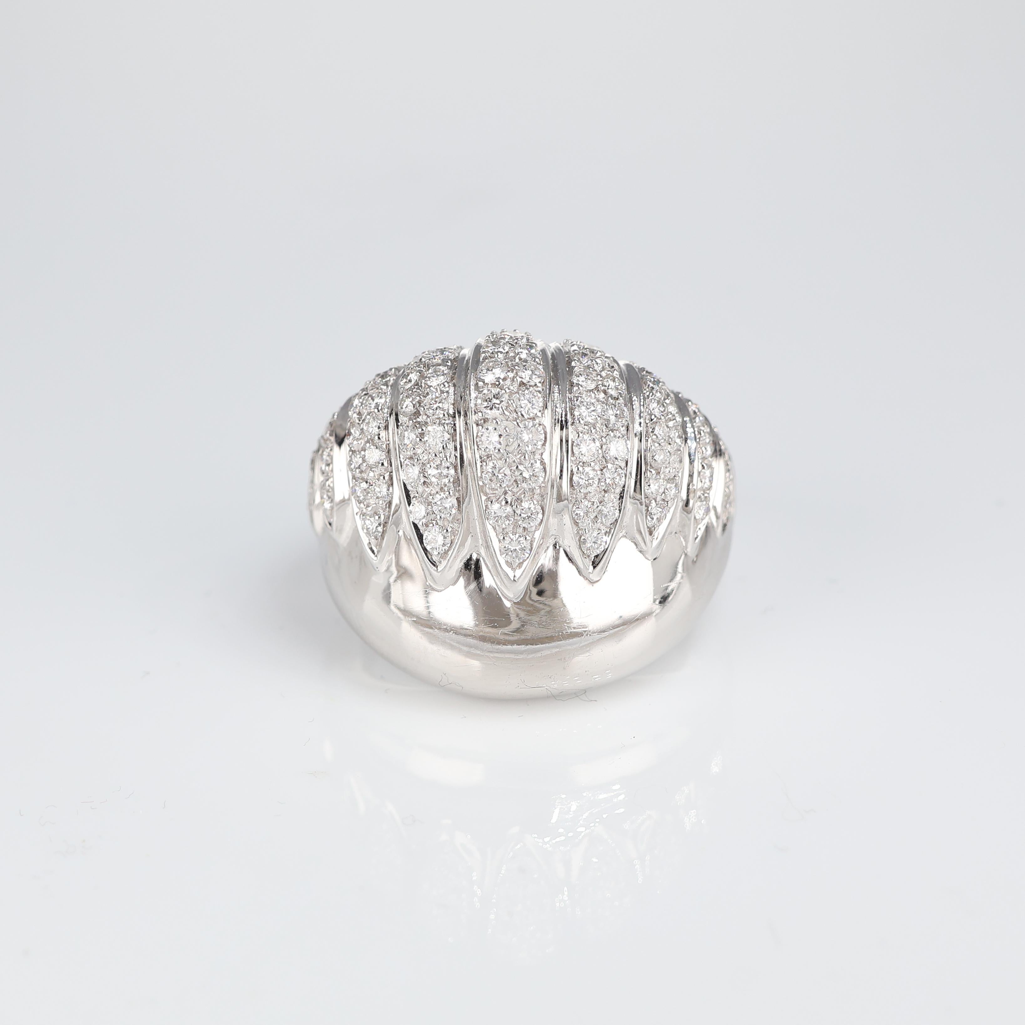 IMPORTANT NOTE:
✔ No additional costs will be added to this order.
✔ Shipping and customs duties are fully covered by us.
--------------------
This exquisite 18k white gold band ring is a testament to timeless elegance and sophistication. Featuring