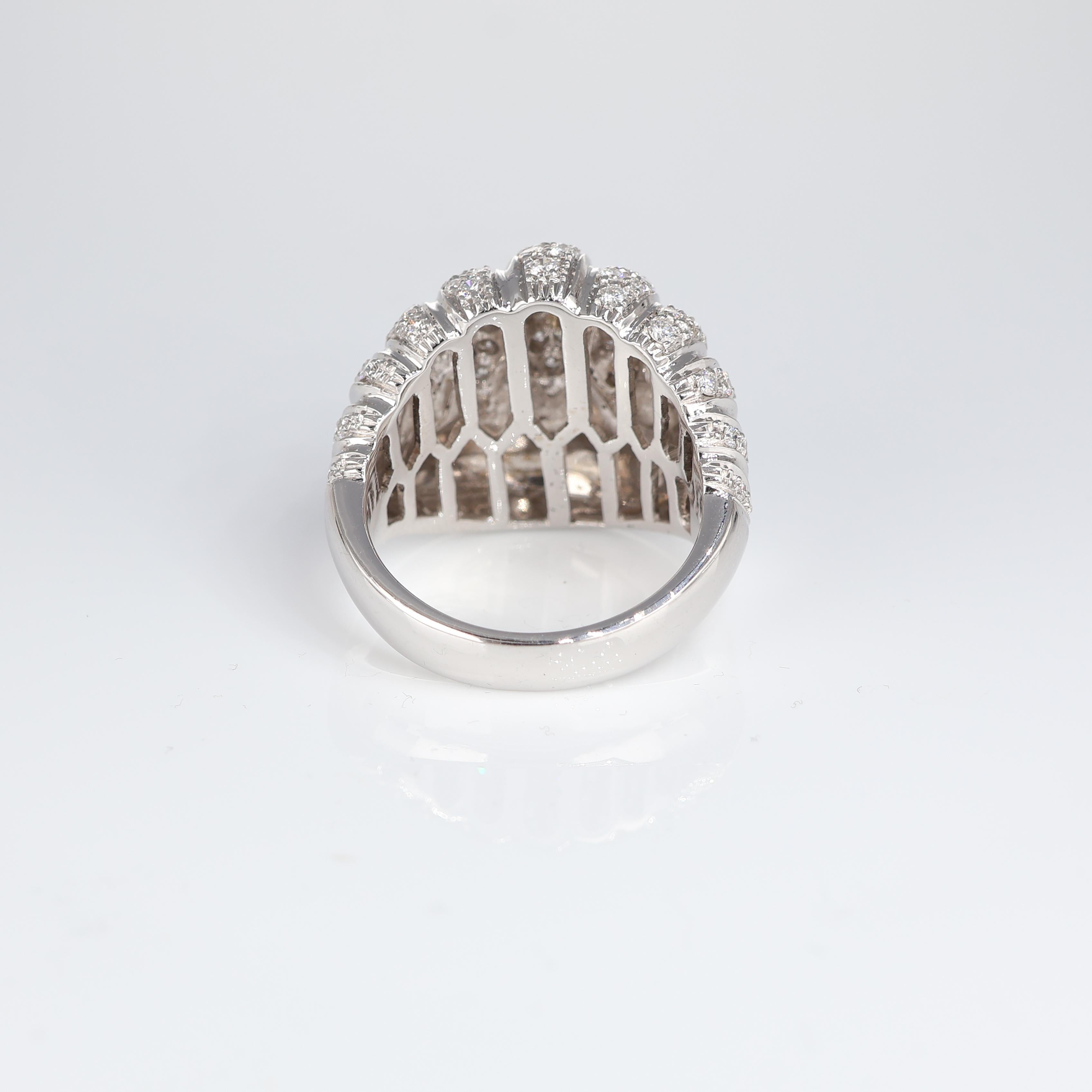 Women's or Men's 18k White Gold Band Ring with Natural White Diamond 1.30 carats Pavé For Sale