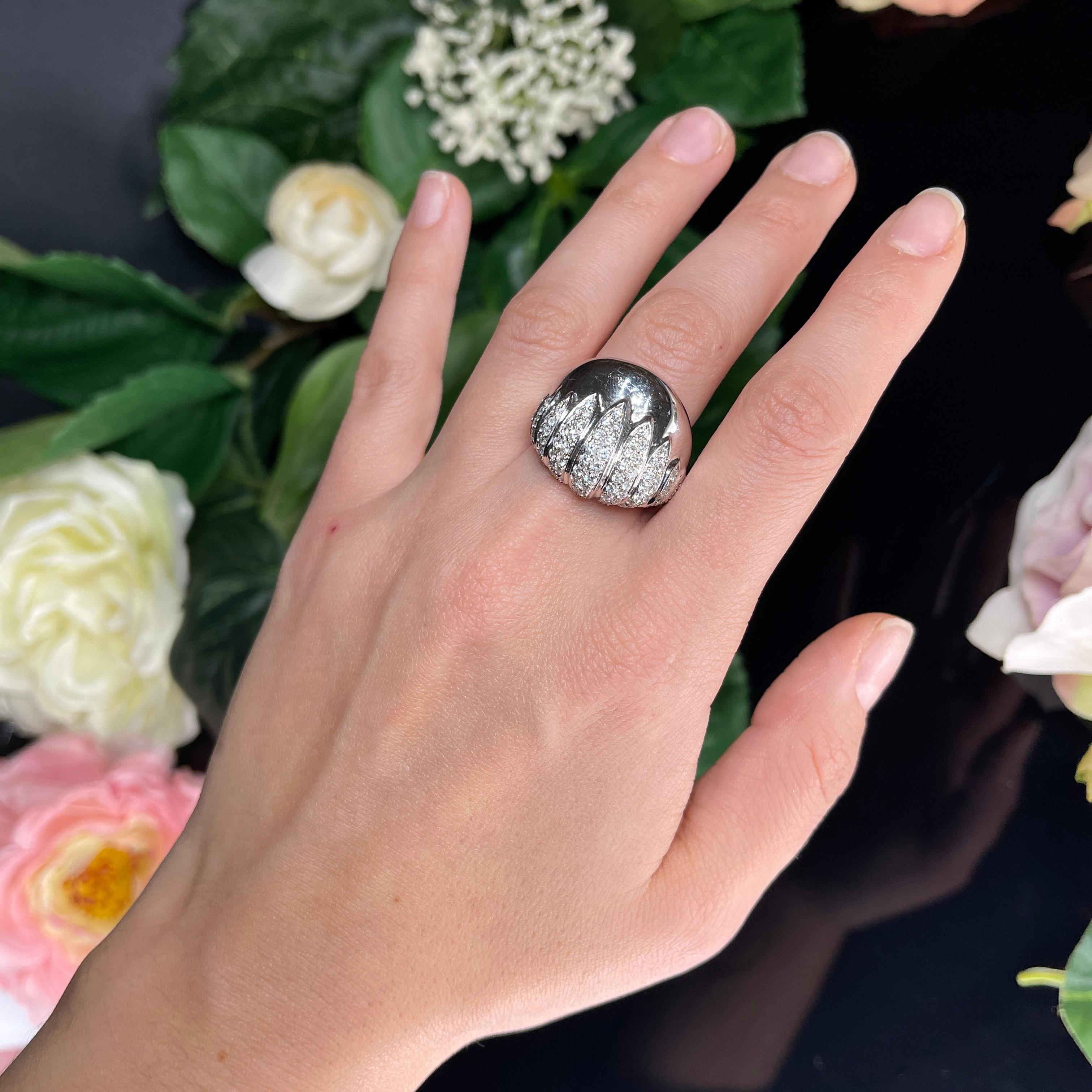 18k White Gold Band Ring with Natural White Diamond 1.30 carats Pavé For Sale 3