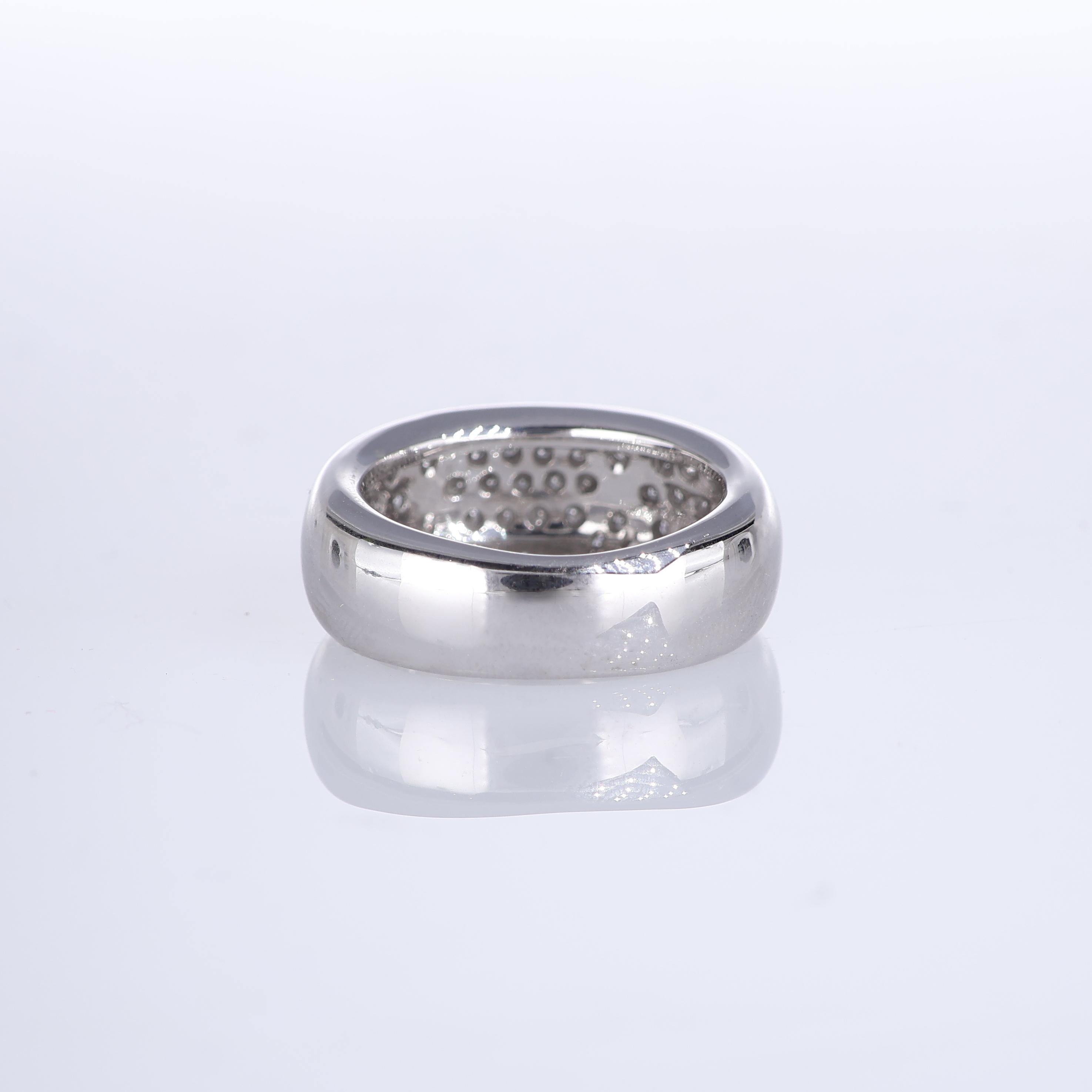 Women's or Men's 18K White Gold Band Ring with Pave Diamonds For Sale