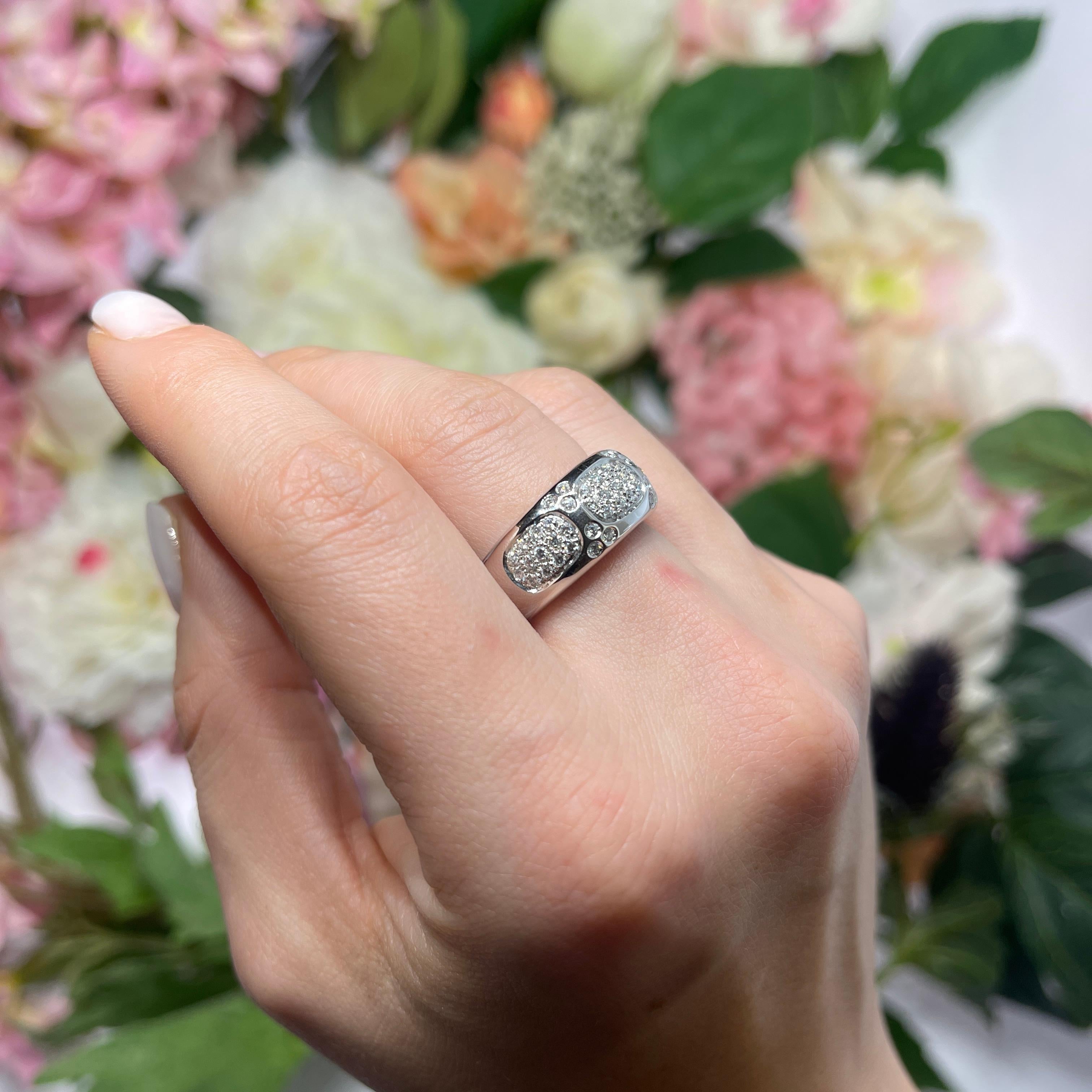 18K White Gold Band Ring with Pave Diamonds For Sale 3