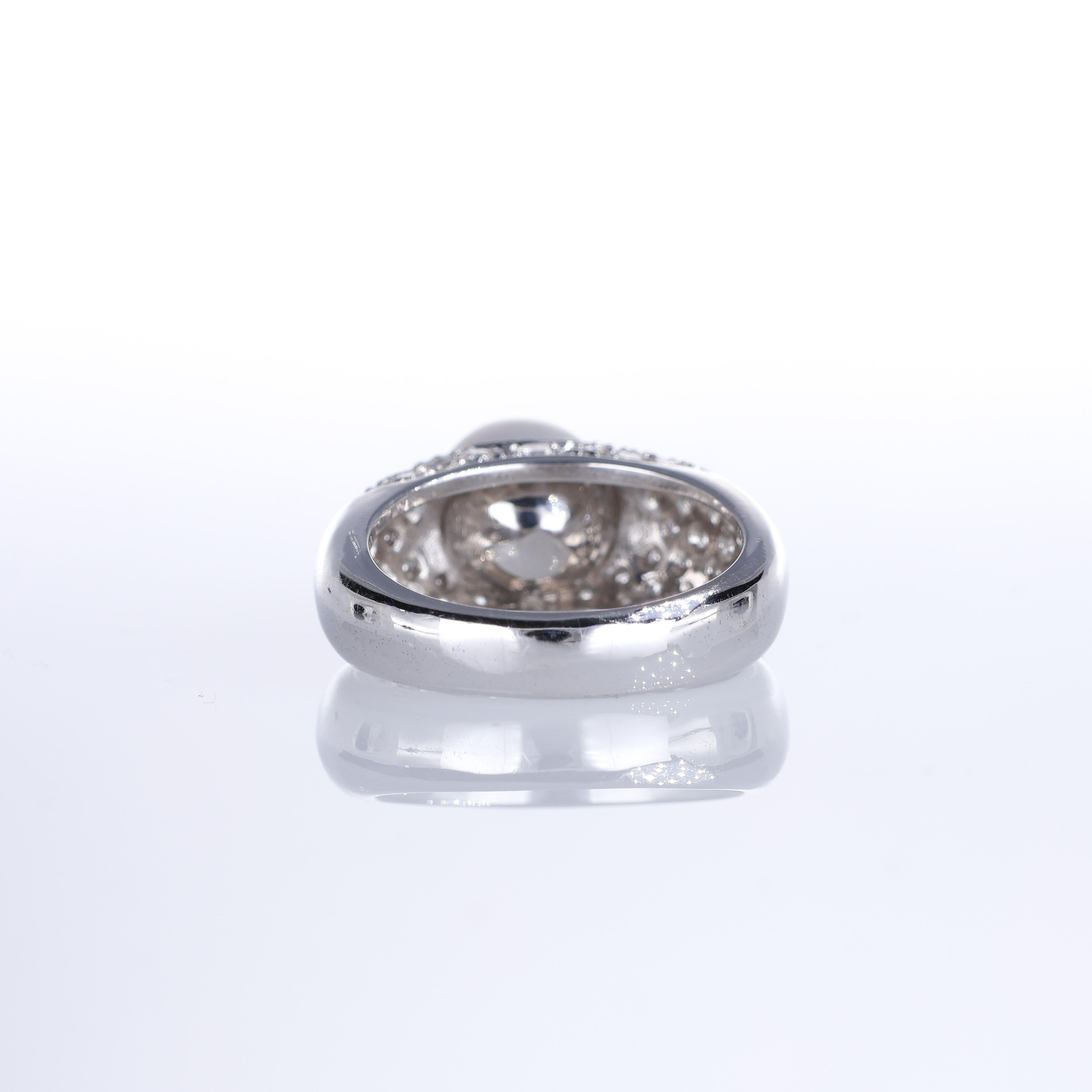 Women's or Men's 18K White Gold Band Ring with Pearl and Diamond Pavé For Sale