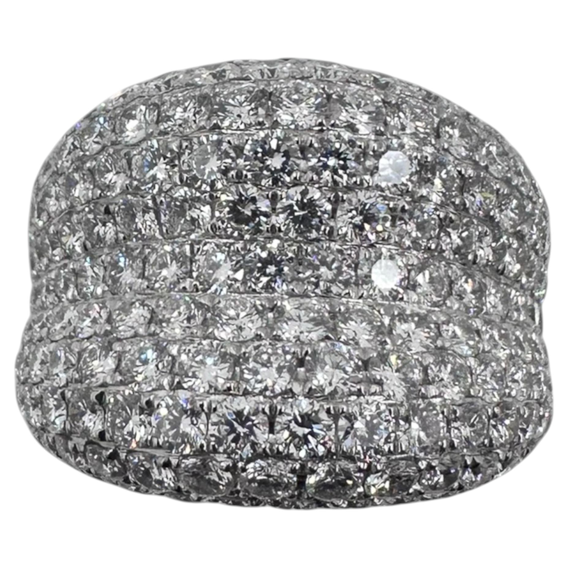 Brazalete de oro blanco de 18 quilates con 189 diamantes redondos de 4,48 quilates (Talla 6.50)