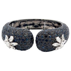 18K White Gold Bangle Bracelet with 2.45ct Mixed Cut H VS Diamonds 25ct Sapphire