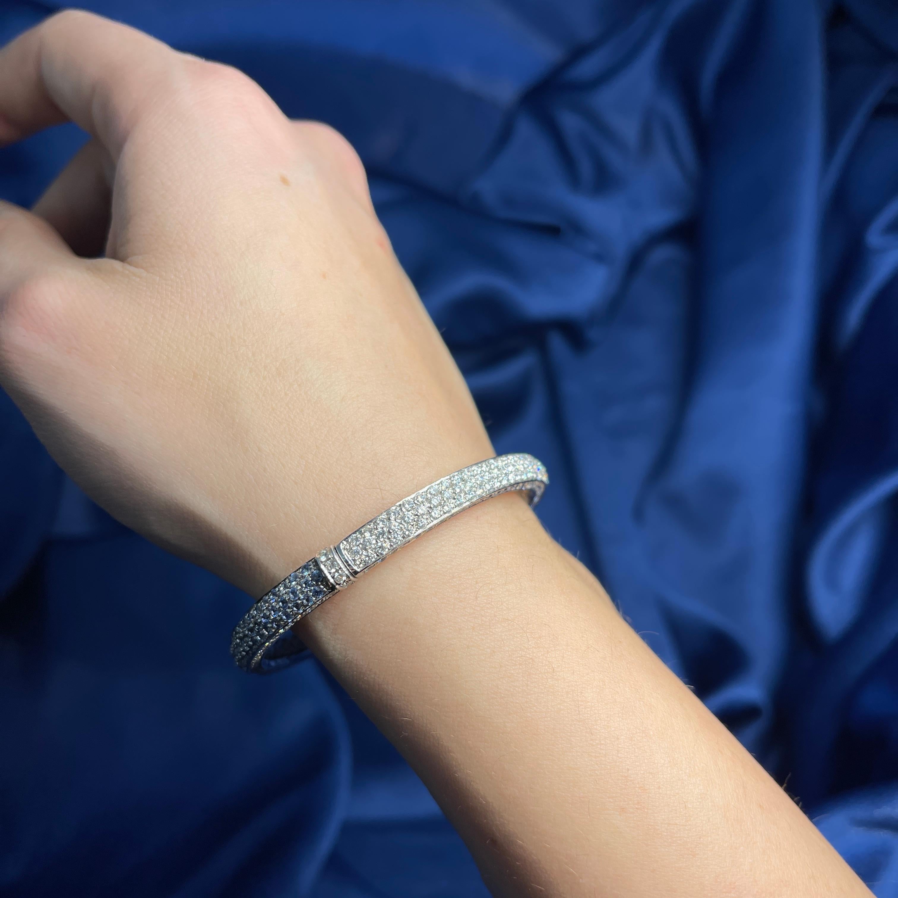 18K White Gold Bangle Bracelet with Diamonds and Blue Sapphires For Sale 5