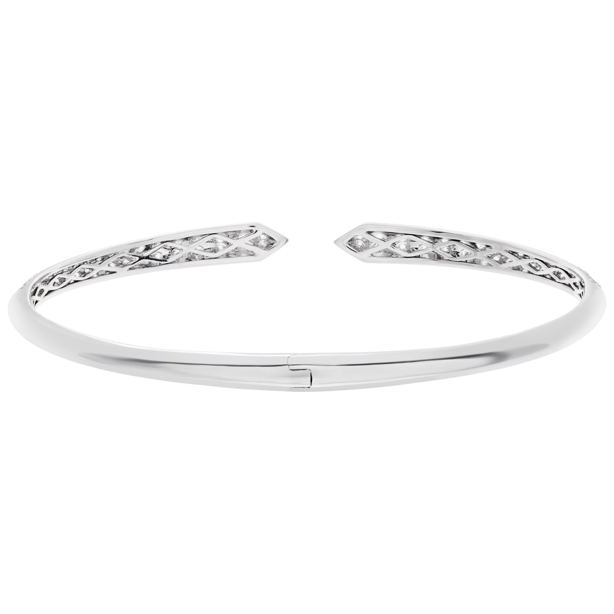 18k White Gold Bangle with 2.36 Carats in Diamonds, Fits Up to Wristt In Excellent Condition For Sale In Surfside, FL