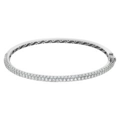 Vintage 18k White Gold Bangle with 2.86 Carats in Round Brilliant Cut Pave Diamonds