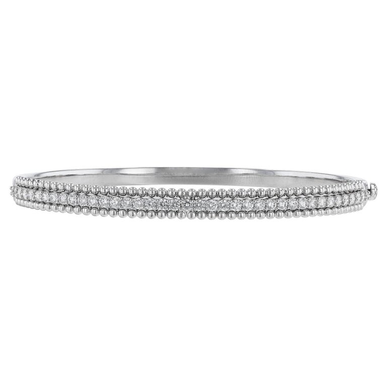 18K White Gold Beaded Diamond Bangle, 1.11 Carat For Sale at 1stDibs