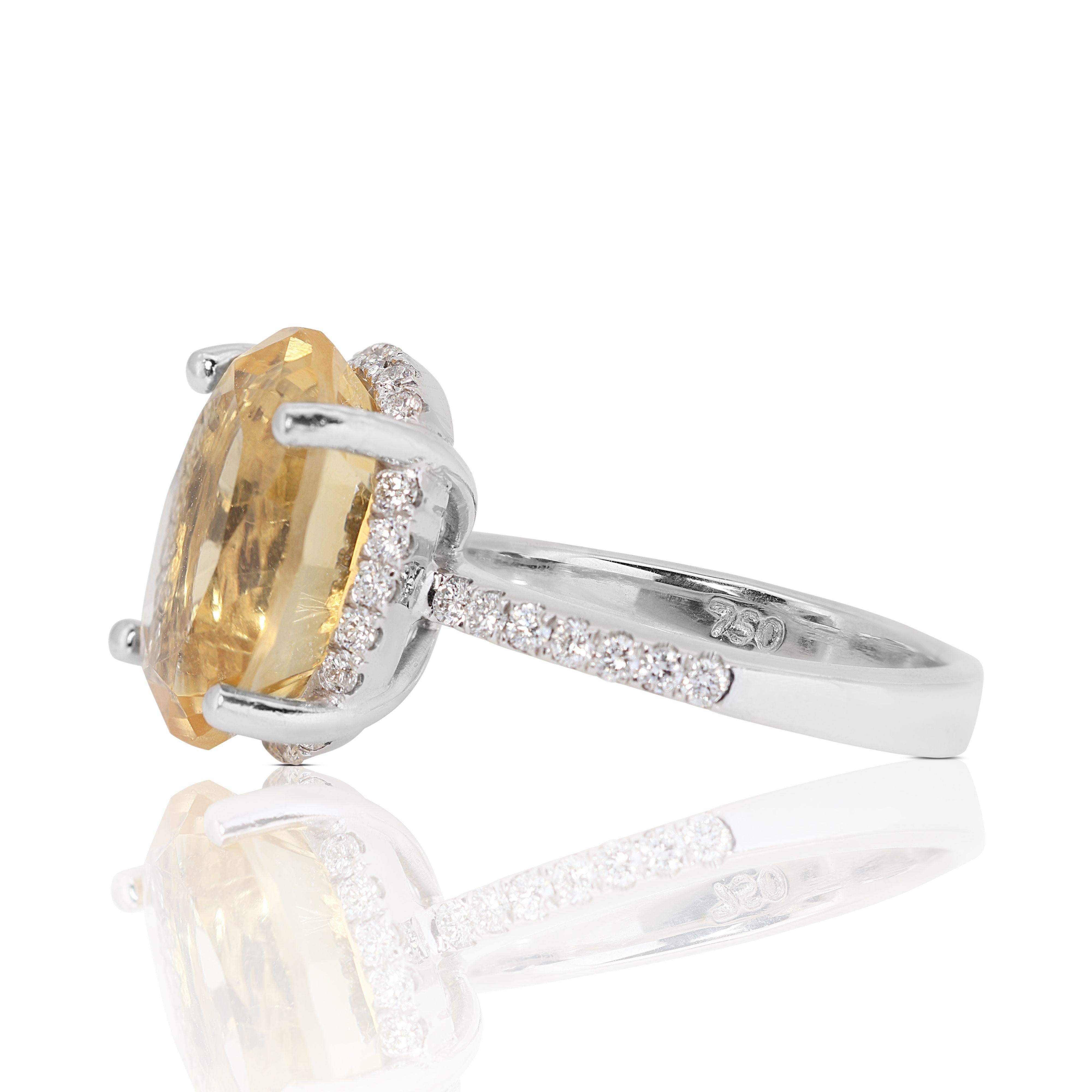 18K White Gold Beautiful Yellow Stone with Side Diamonds Ring In New Condition For Sale In רמת גן, IL