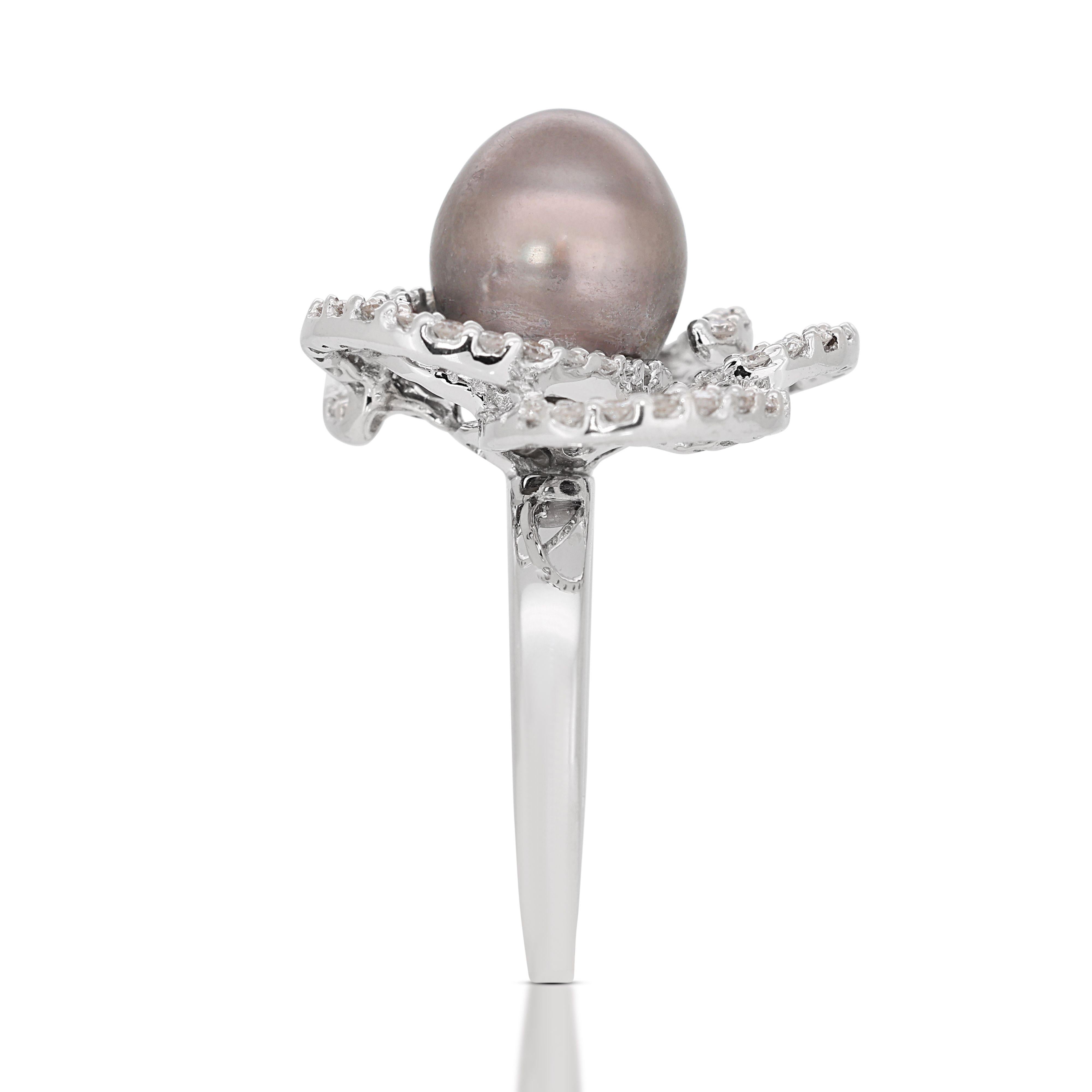 18K White Gold Beauty with 0.60ct Diamonds and Pearl Ring For Sale 1