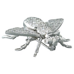 18k White Gold Bee Brooch with 1.45ct Brilliant Cut Diamonds