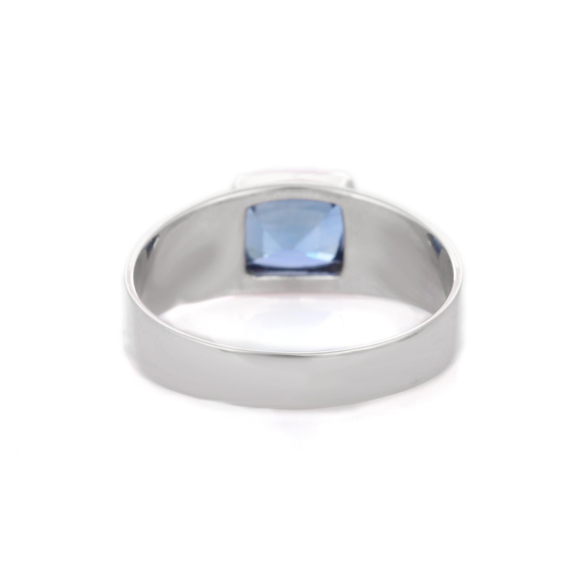 For Sale:  Faceted Natural Blue Sapphire Gemstone Ring 18k Solid White Gold Unisex Ring 3