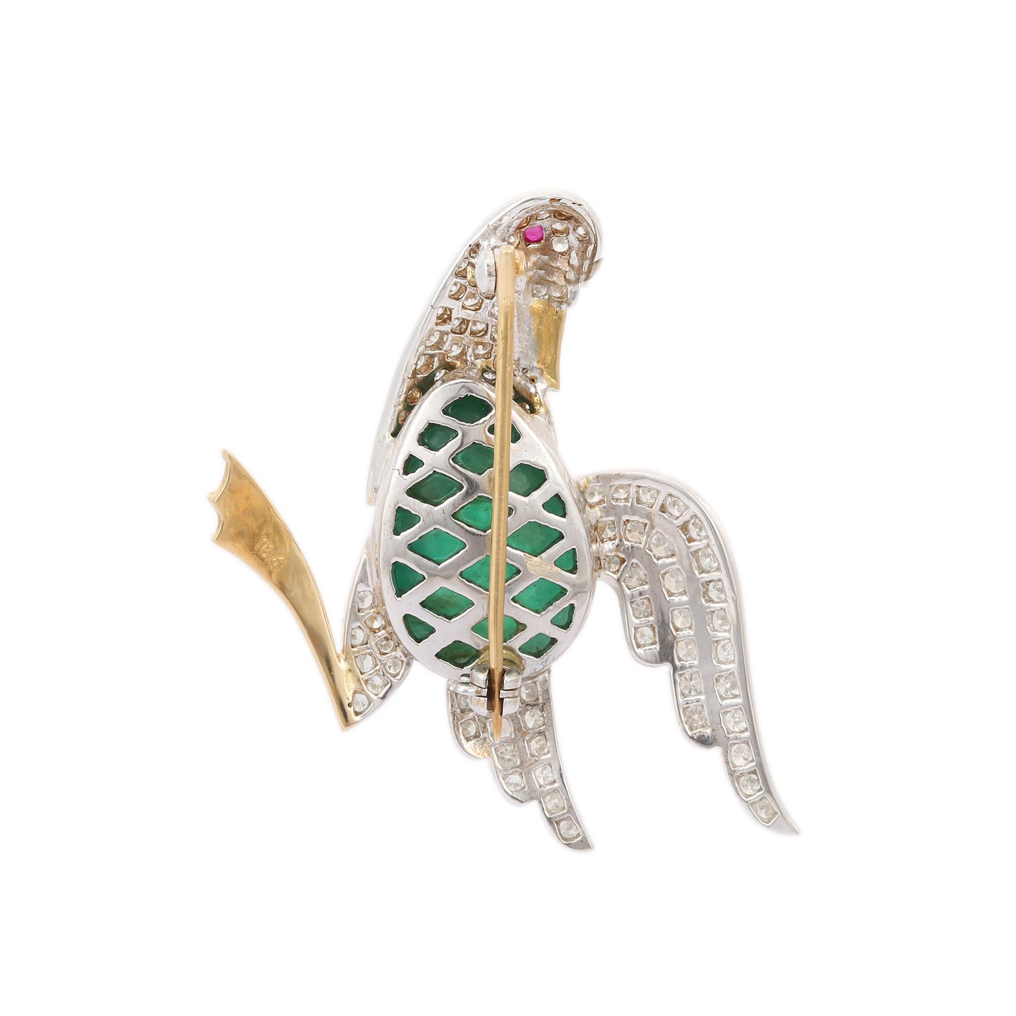 18 Karat massives Weißgold 5,25 Karat Smaragd im Cabochon-Schliff und Diamant-Vogelbrosche 2