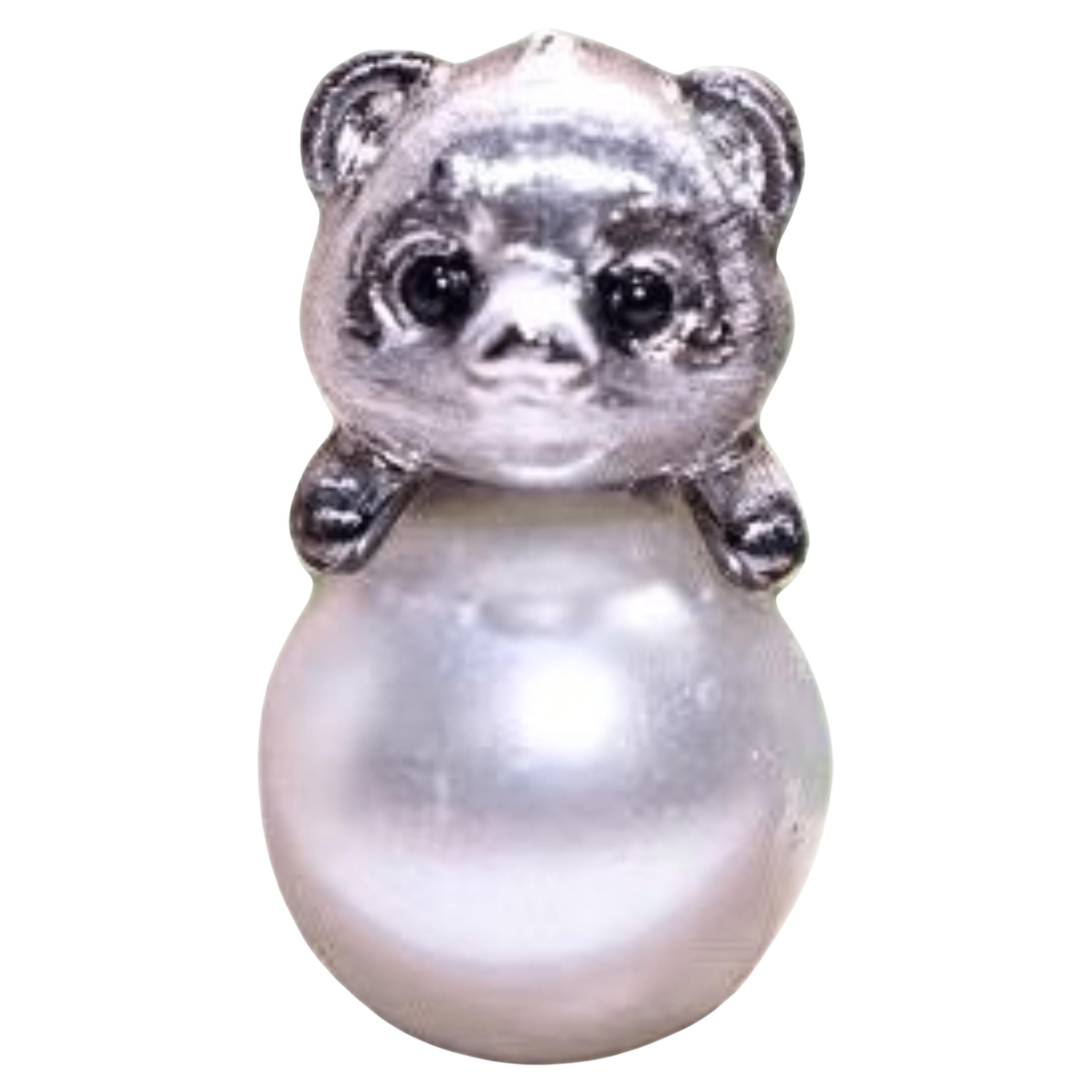 18K White Gold Black Agate Panda Pendant