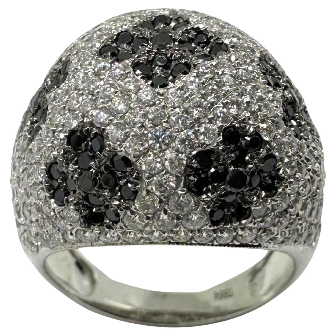 18K White Gold Black and White Diamond Dome Ring