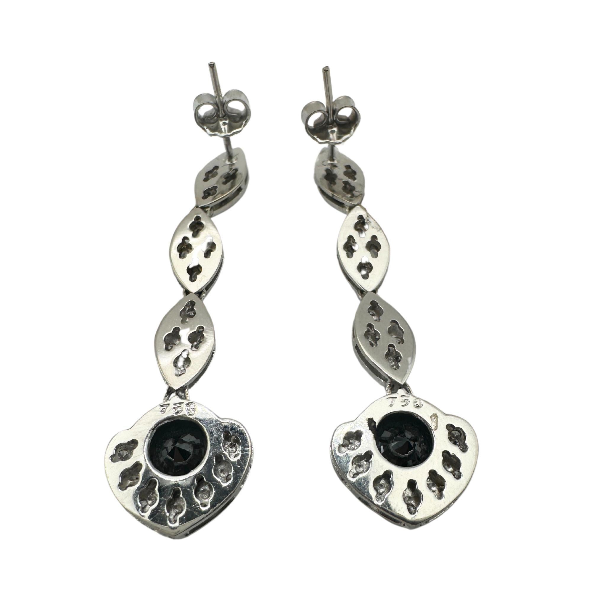 Mixed Cut 18K White Gold Black and White Diamond Drop Earrings For Sale