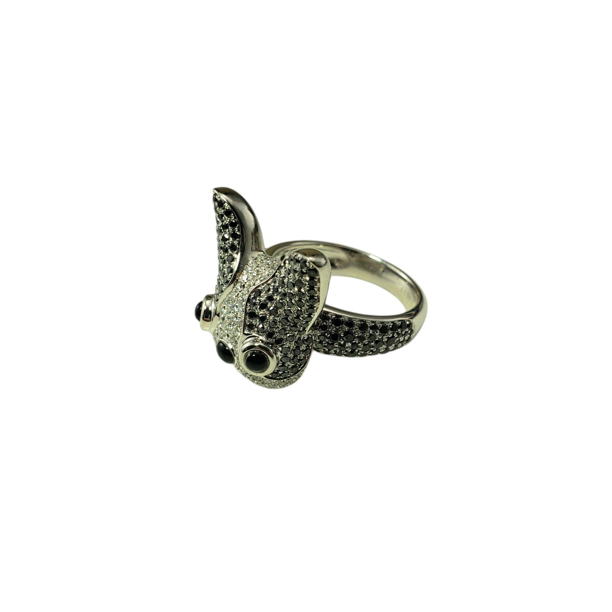 Contemporary 18K White Gold Black and White Diamond French Bulldog Ring Size 7.5 #21160 For Sale