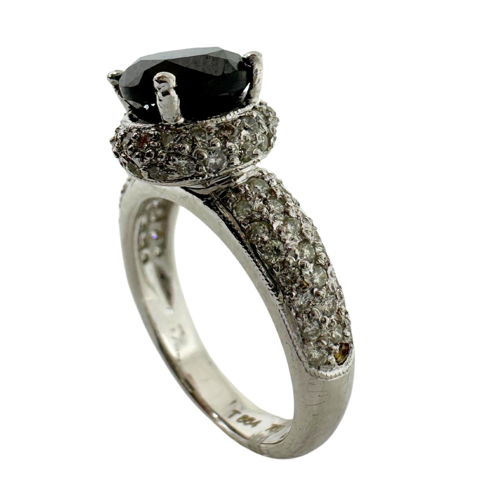 18K White Gold Black and White Diamond Ring For Sale 2