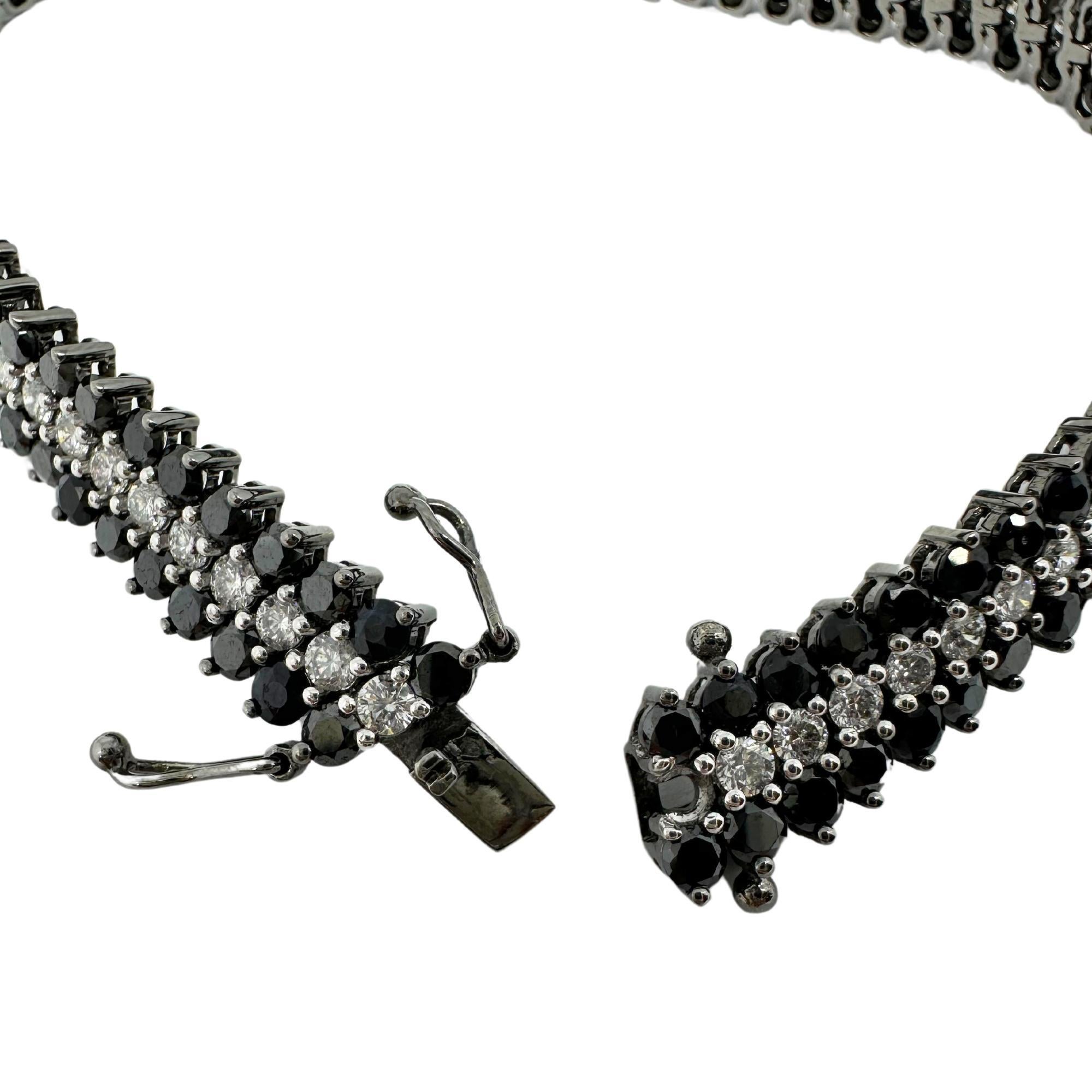 18k White Gold Black and White Diamond Tennis Bracelet For Sale 1