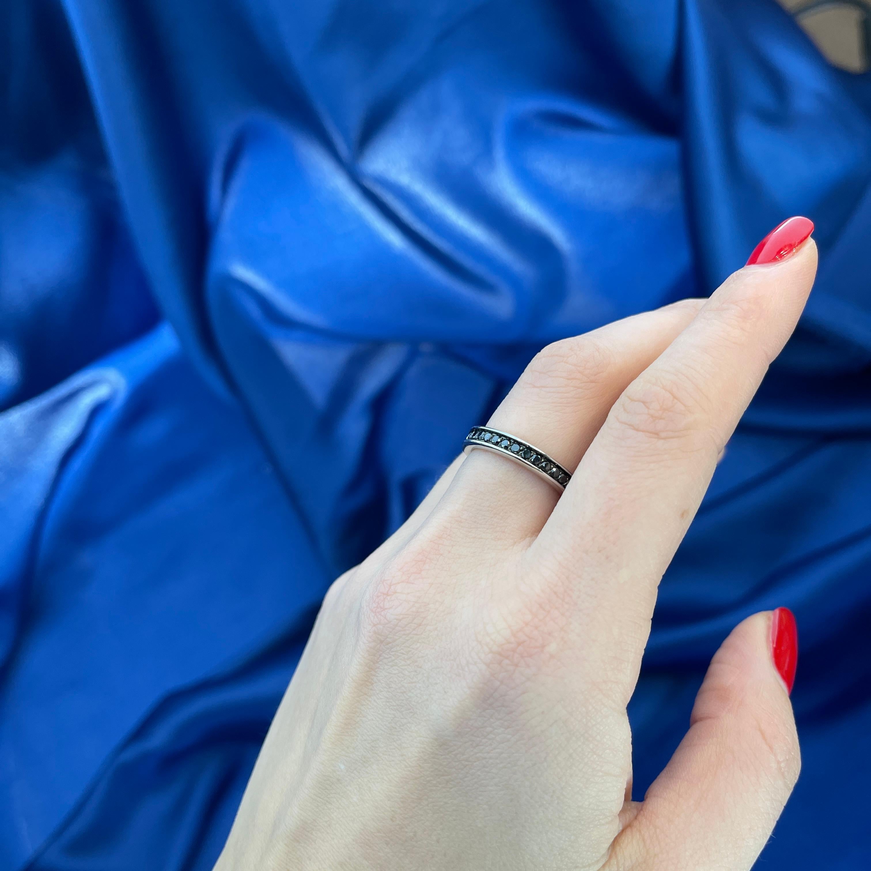 18K White Gold Black Diamond Channel-Set Band Ring For Sale 2