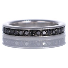 18 Karat Weißgold Schwarzer Diamant-Ring mit Kanalfassung