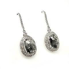 18k White Gold Black Diamond Cts 5.62 Earrings