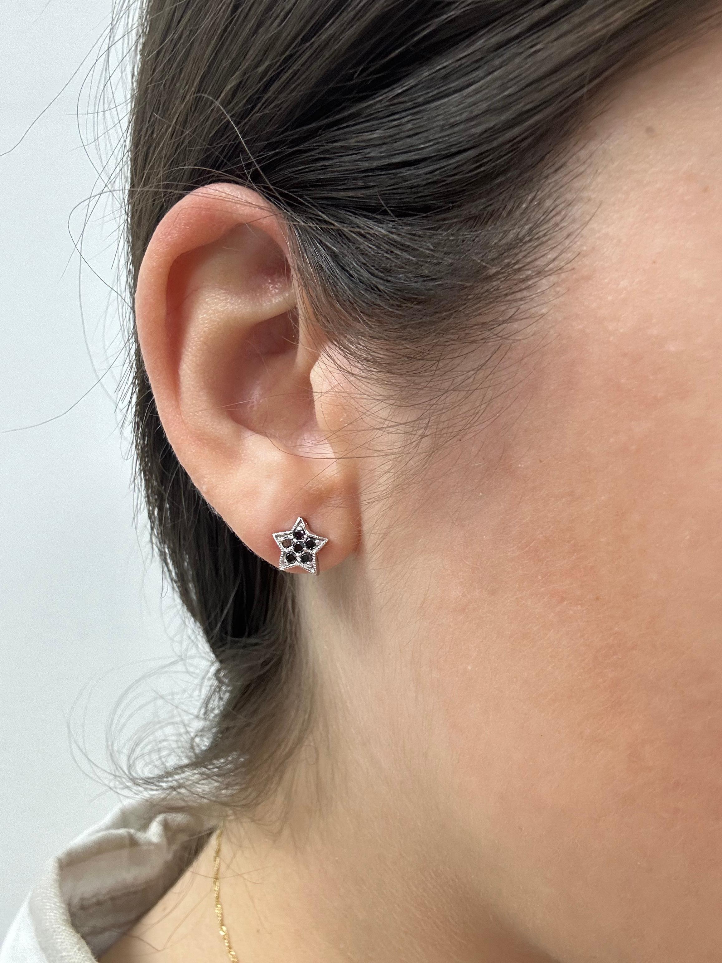 Round Cut 18K White Gold Black Diamond Star Studs with 14K White Gold Backings For Sale