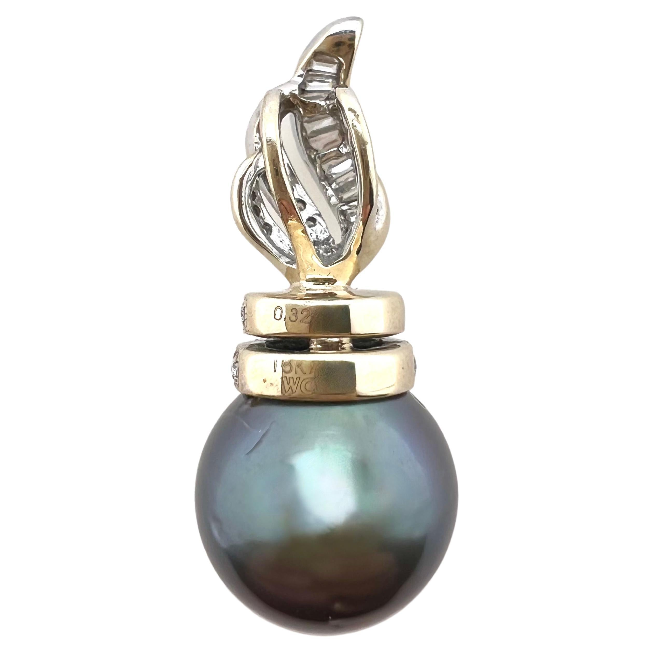 Taille ronde Pendentif en or blanc 18 carats avec perle de Tahiti noire/gris et diamants en vente