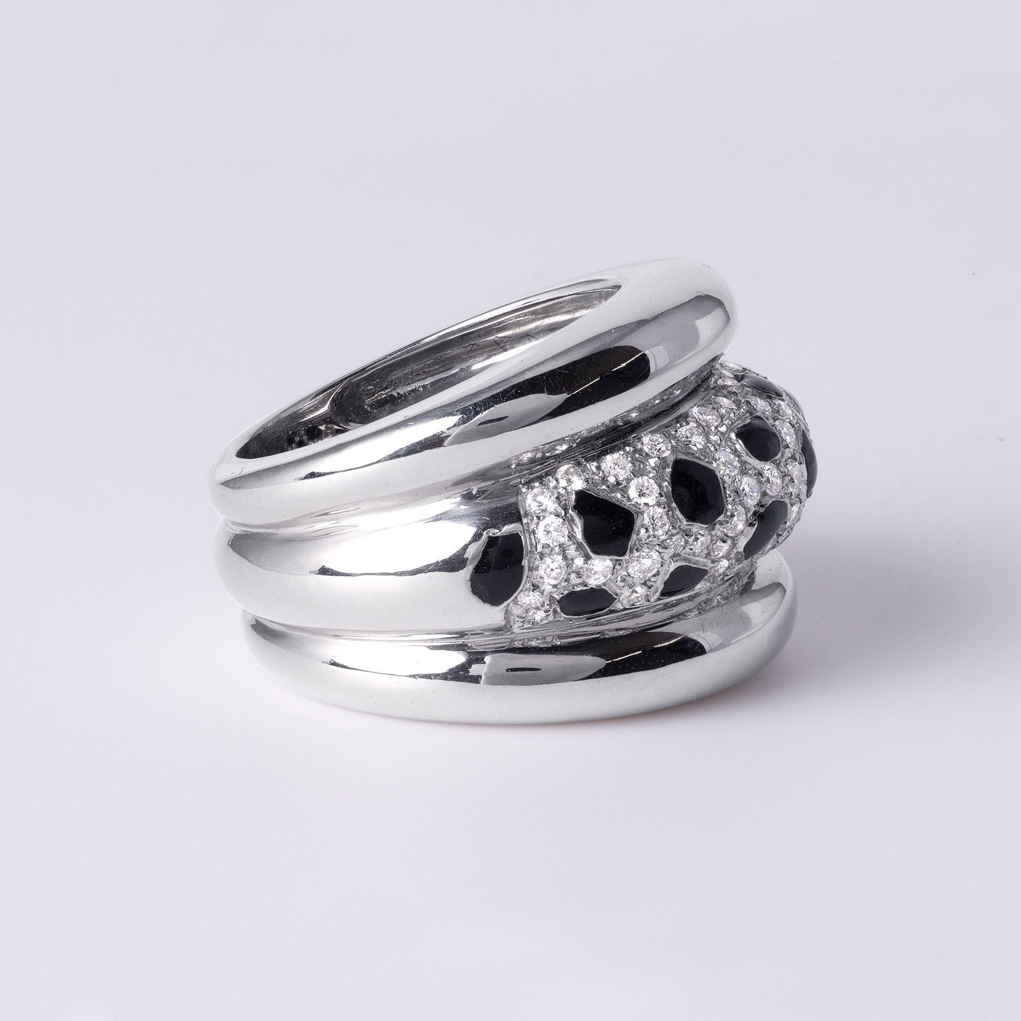 Mixed Cut 18K White Gold Black Onyx & Diamond Panther Wide Band Ring For Sale