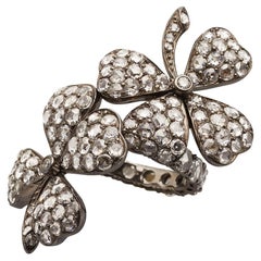 18k White Gold 
Black Rhodium Diamond Clover Ring