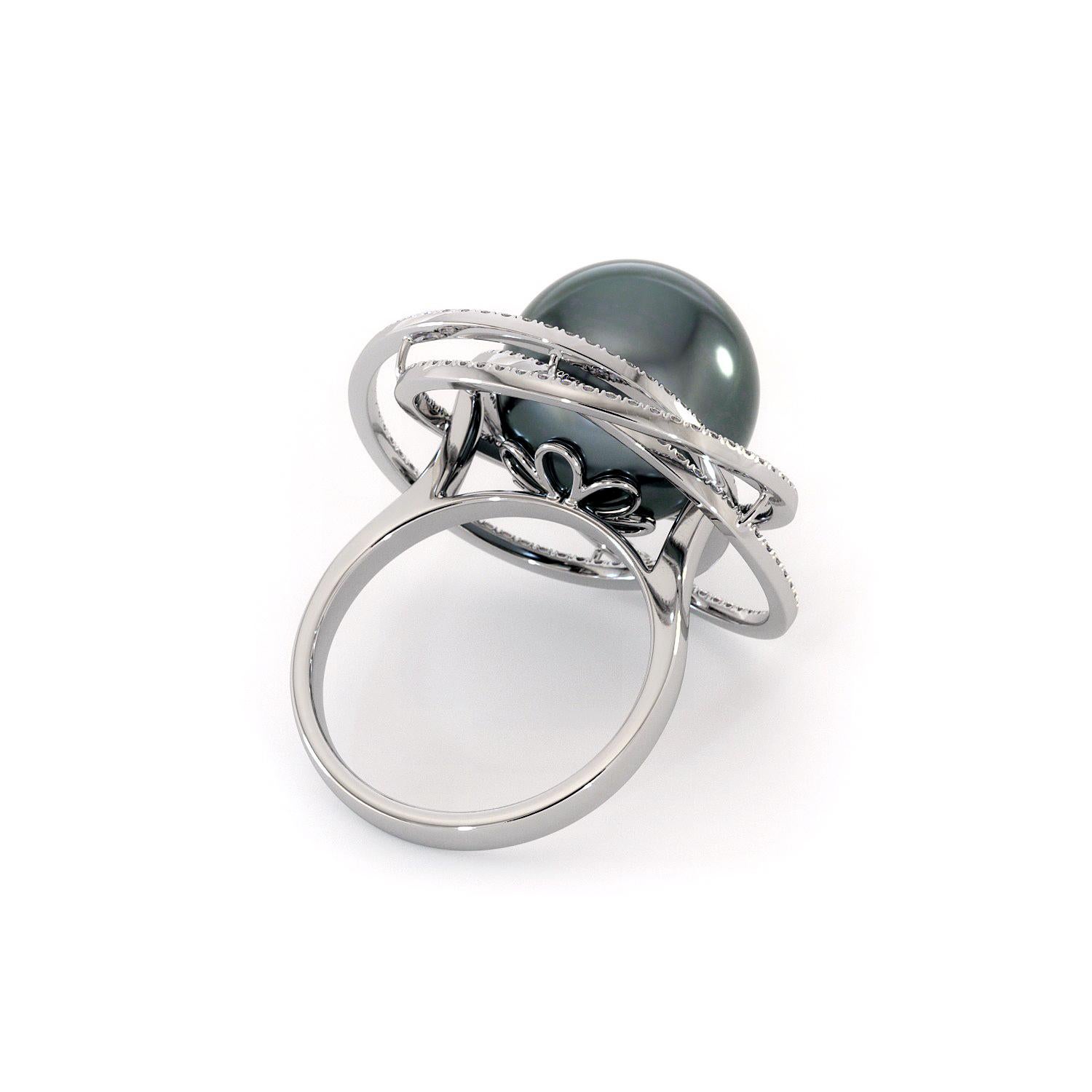 For Sale:  18K White Gold Black Tahitian Pearl Diamonds Ring 4