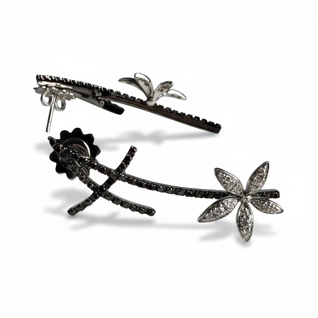 18k Weißgold Schwarz & Weiß Diamant Blumen Vintage Ohrringe von Stefan Hafner im Angebot 5