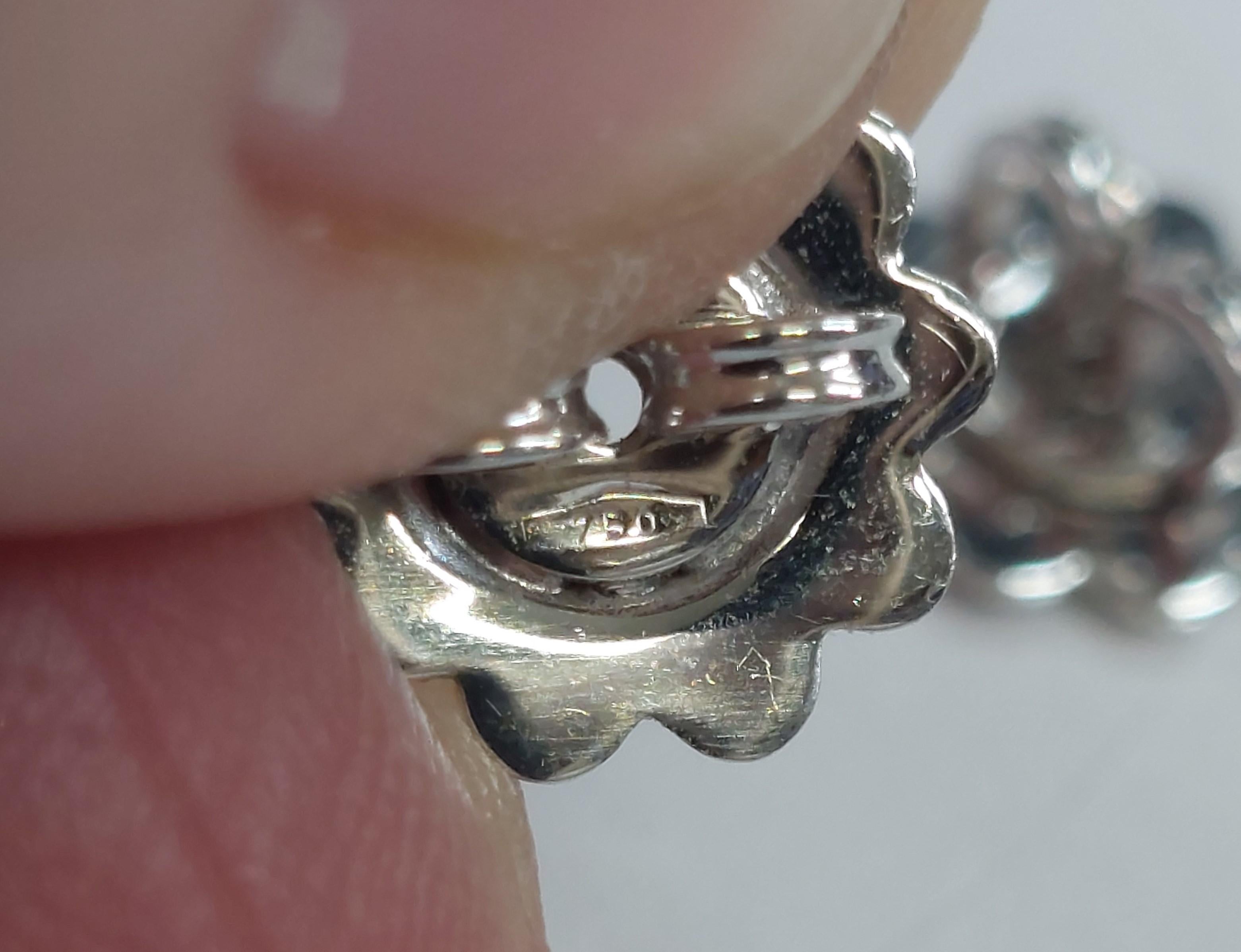 18k Weißgold Schwarz & Weiß Diamant Blumen Vintage Ohrringe von Stefan Hafner im Zustand „Gut“ im Angebot in New York, NY