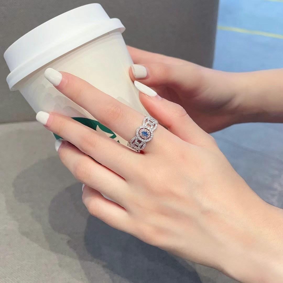 Women's or Men's 18K White Gold Blue Diamond Lace Ring with Diamonds For Sale