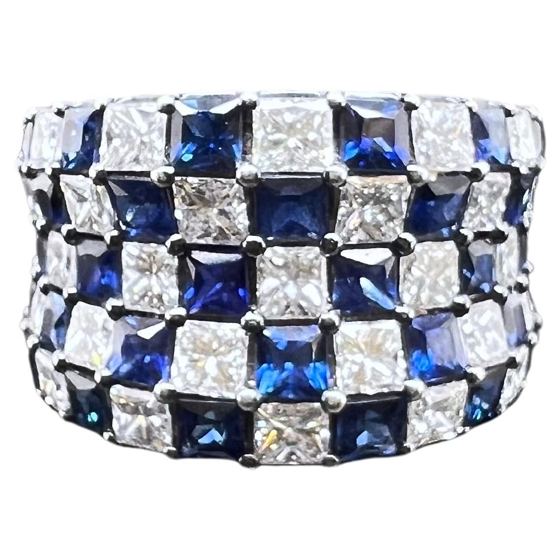 Bague damier en or blanc 18 carats avec saphir bleu et diamants