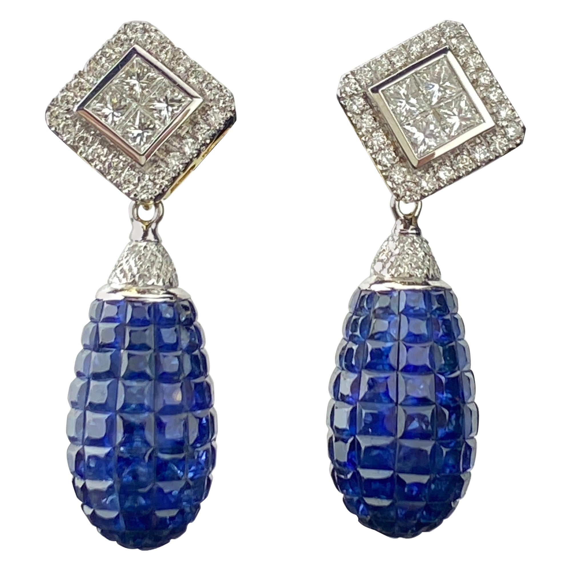 Tropfenohrringe aus 18 Karat Weißgold mit blauem Saphir und Diamant im Angebot