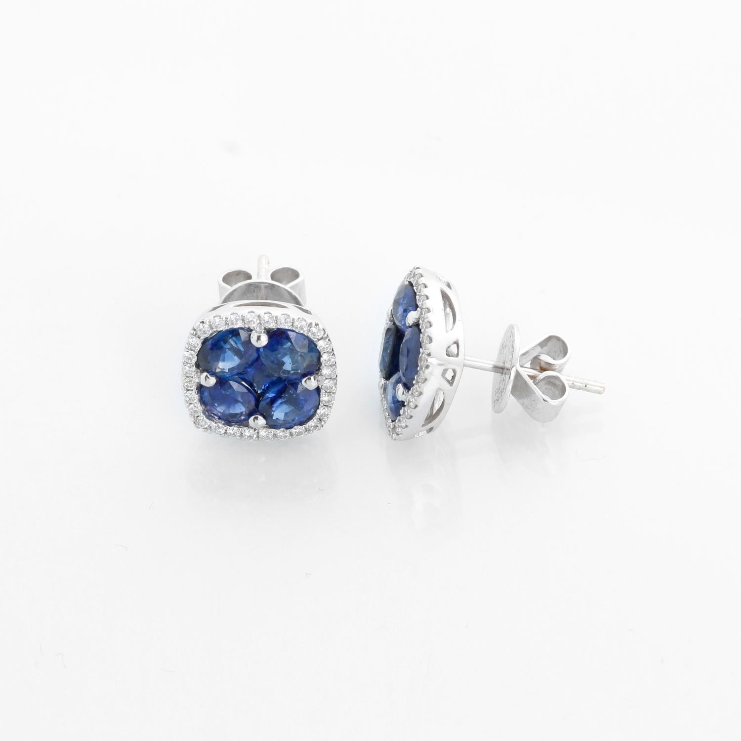 Taille ronde Boucles d'oreilles saphir bleu en or blanc 18K en vente