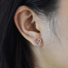 Orecchini in oro 18k con zaffiro blu Orecchini a perno con zaffiro autentico micropave