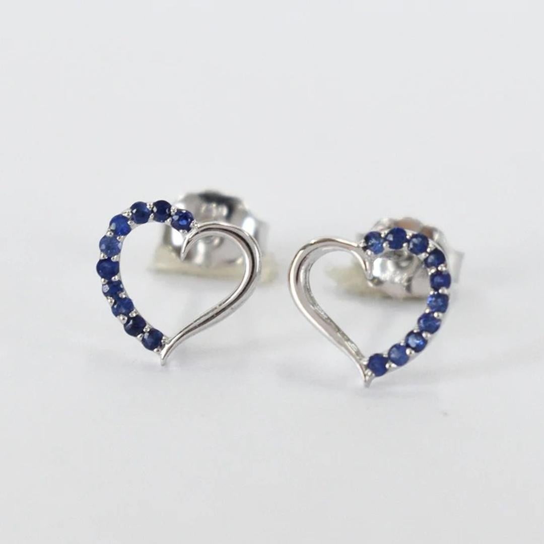 18k Gold Blue Sapphire Earrings Micro Pave Genuine Sapphire Stud Earrings In New Condition For Sale In Bangkok, TH