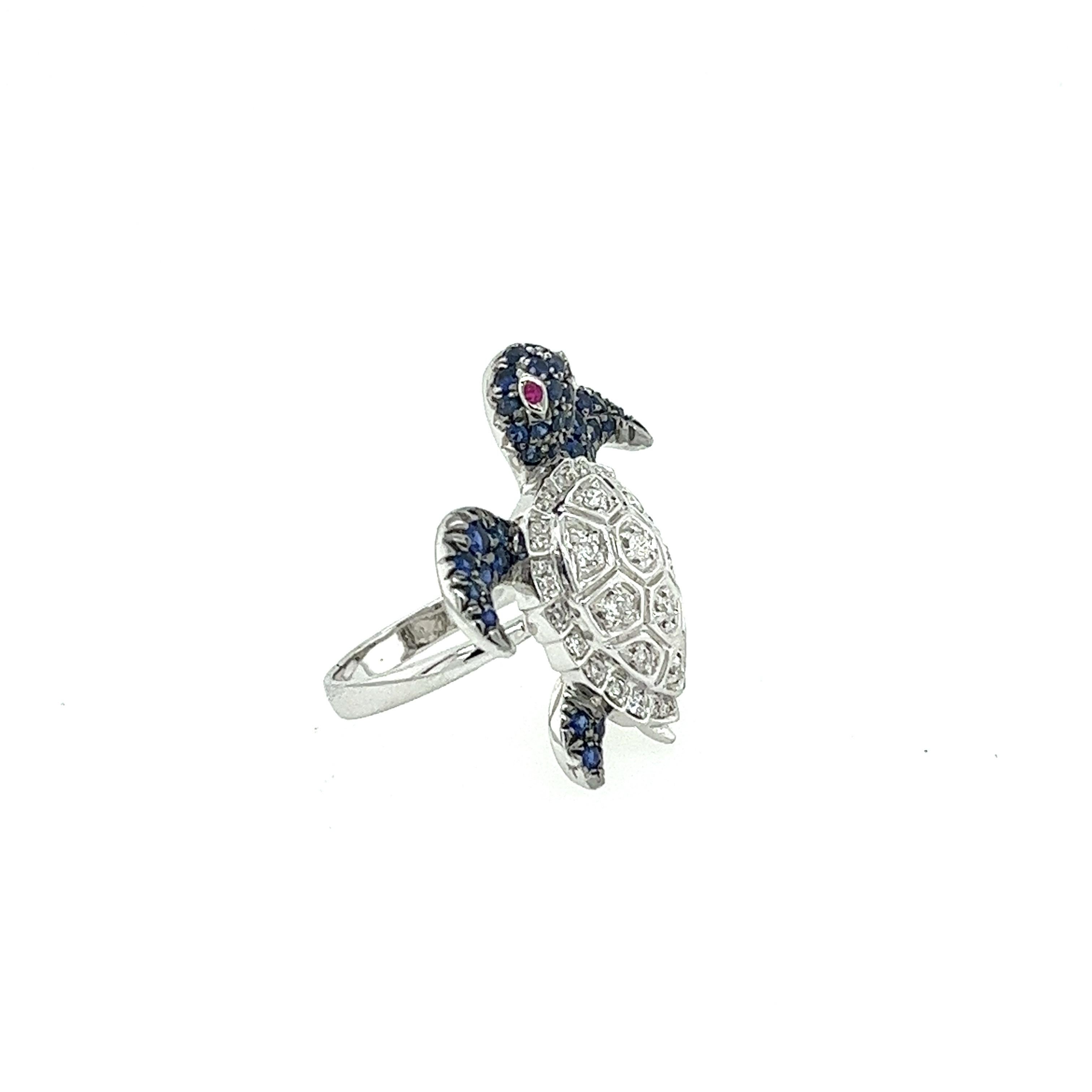 Modern 18K White Gold Blue Sapphire Turtle Ring with Diamonds For Sale