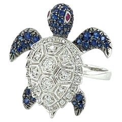 Used 18K White Gold Blue Sapphire Turtle Ring with Diamonds