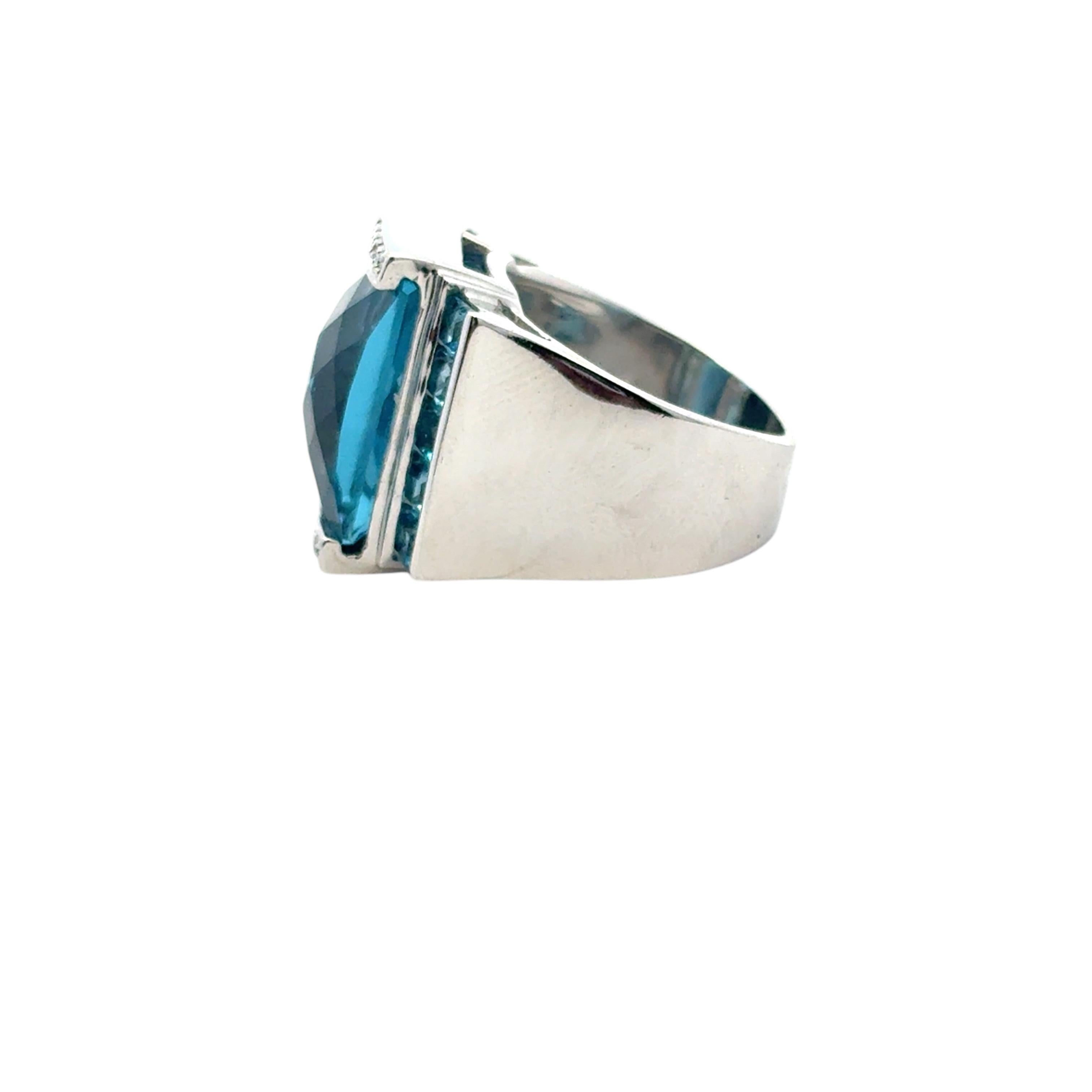 Anello in oro bianco 18 carati con topazio blu e diamante in vendita 6