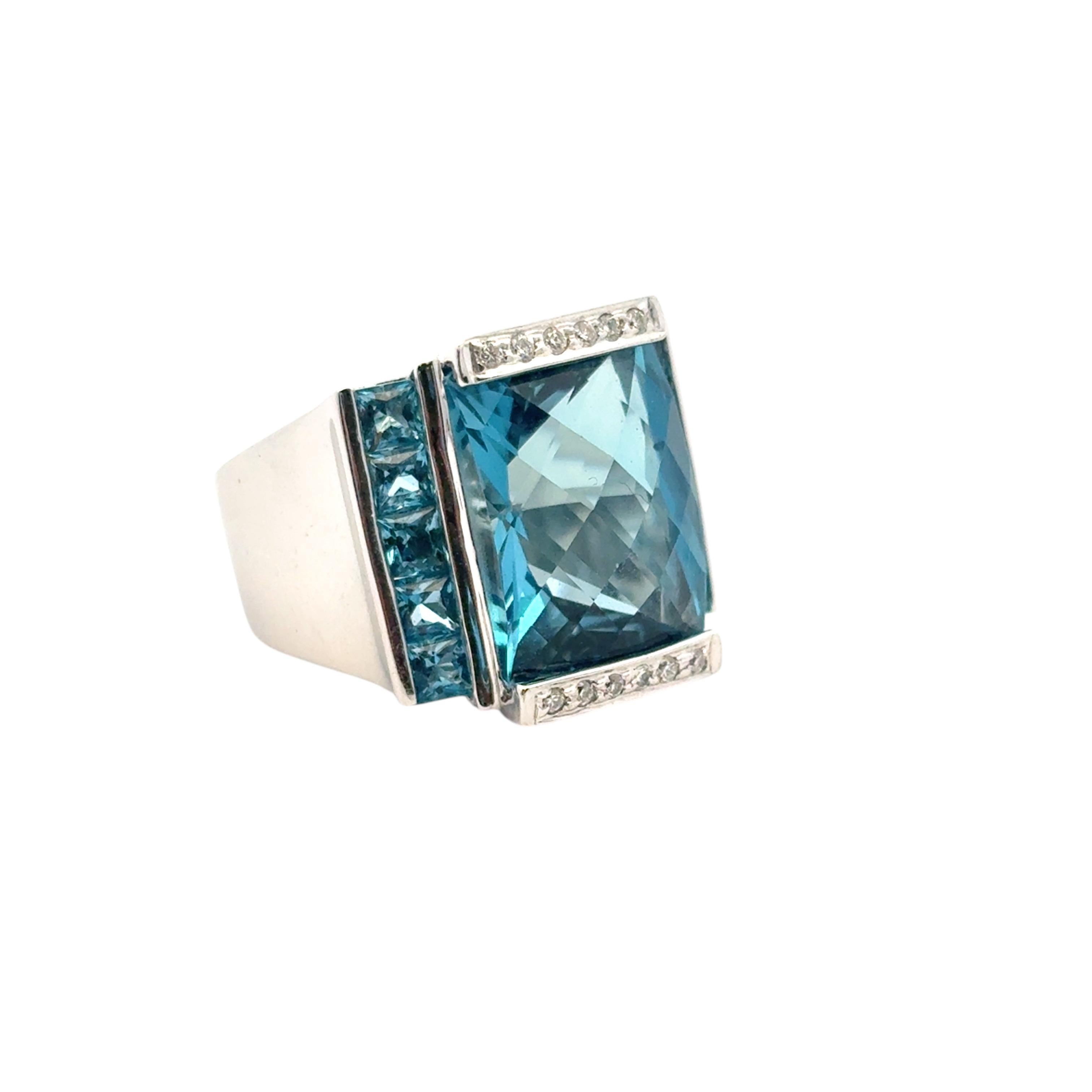 Anello in oro bianco 18 carati con topazio blu e diamante in vendita 2