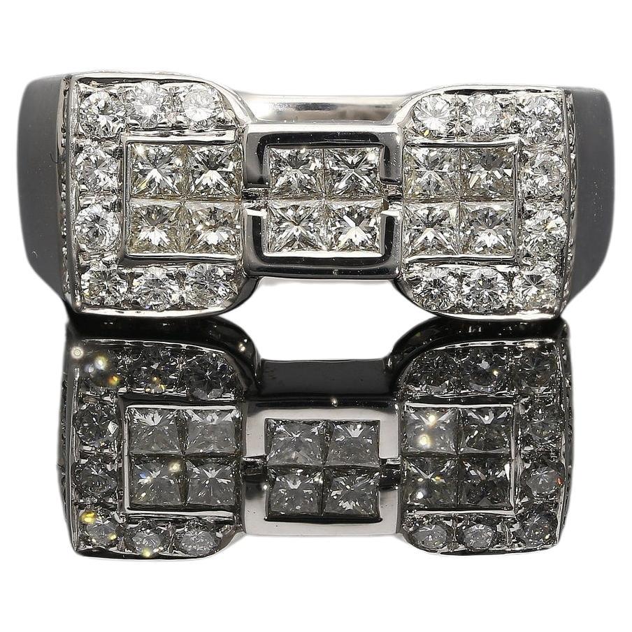 18K White Gold Bow Ring - Princess Cut and Round Cut Diamonds
