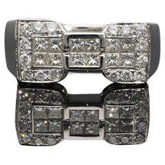 18K White Gold Bow Ring - Princess Cut and Round Cut Diamonds
