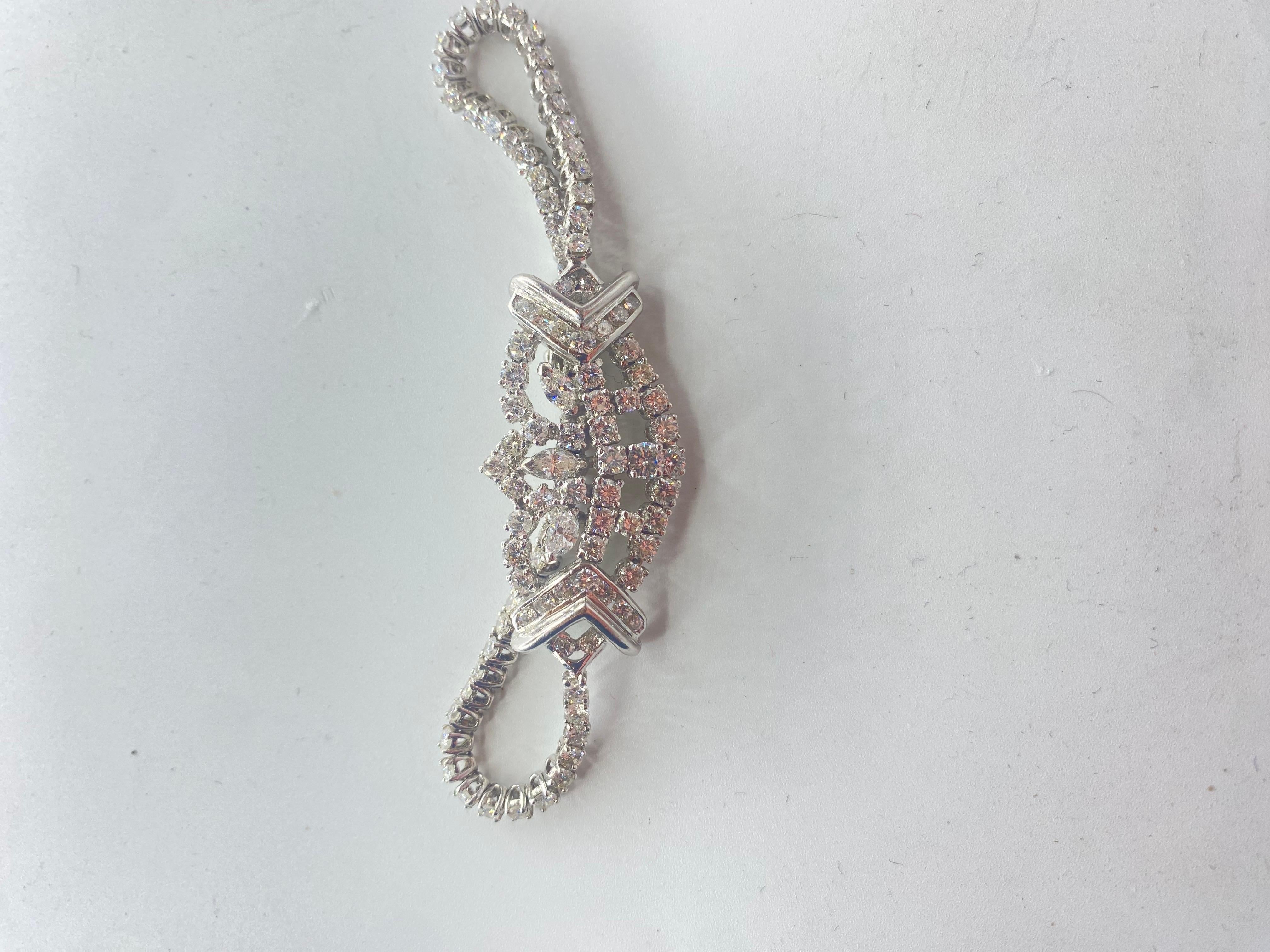 Women's 18K White Gold Bracelet With 5.60 Carat FVS1 Diamonds For Sale