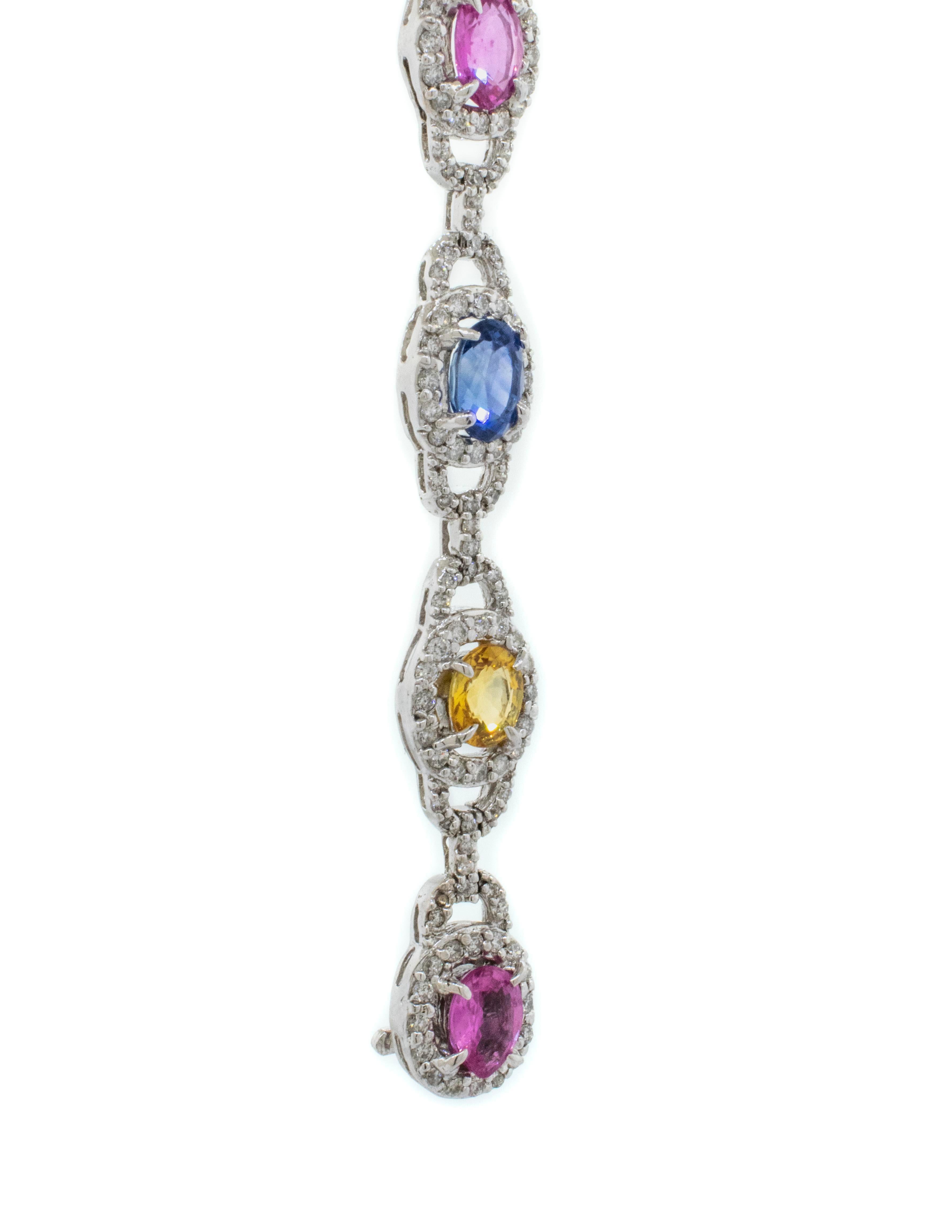 Bracelet en or blanc 18 carats avec saphirs roses, jaunes et bleus fantaisie et diamants Neuf - En vente à Boone, NC