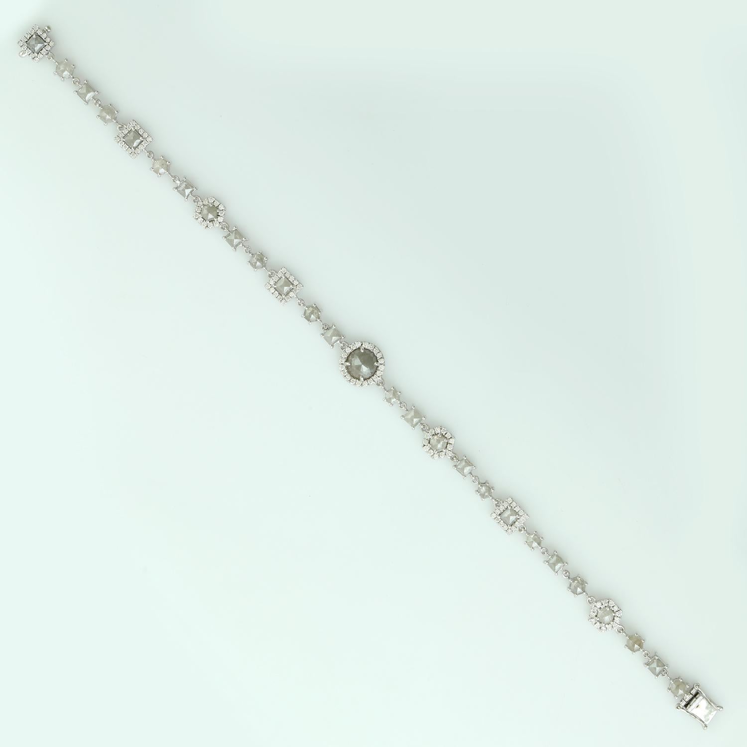 Modern 18K White Gold Bracelet with Ice Diamonds & Pave Diamonds For Sale
