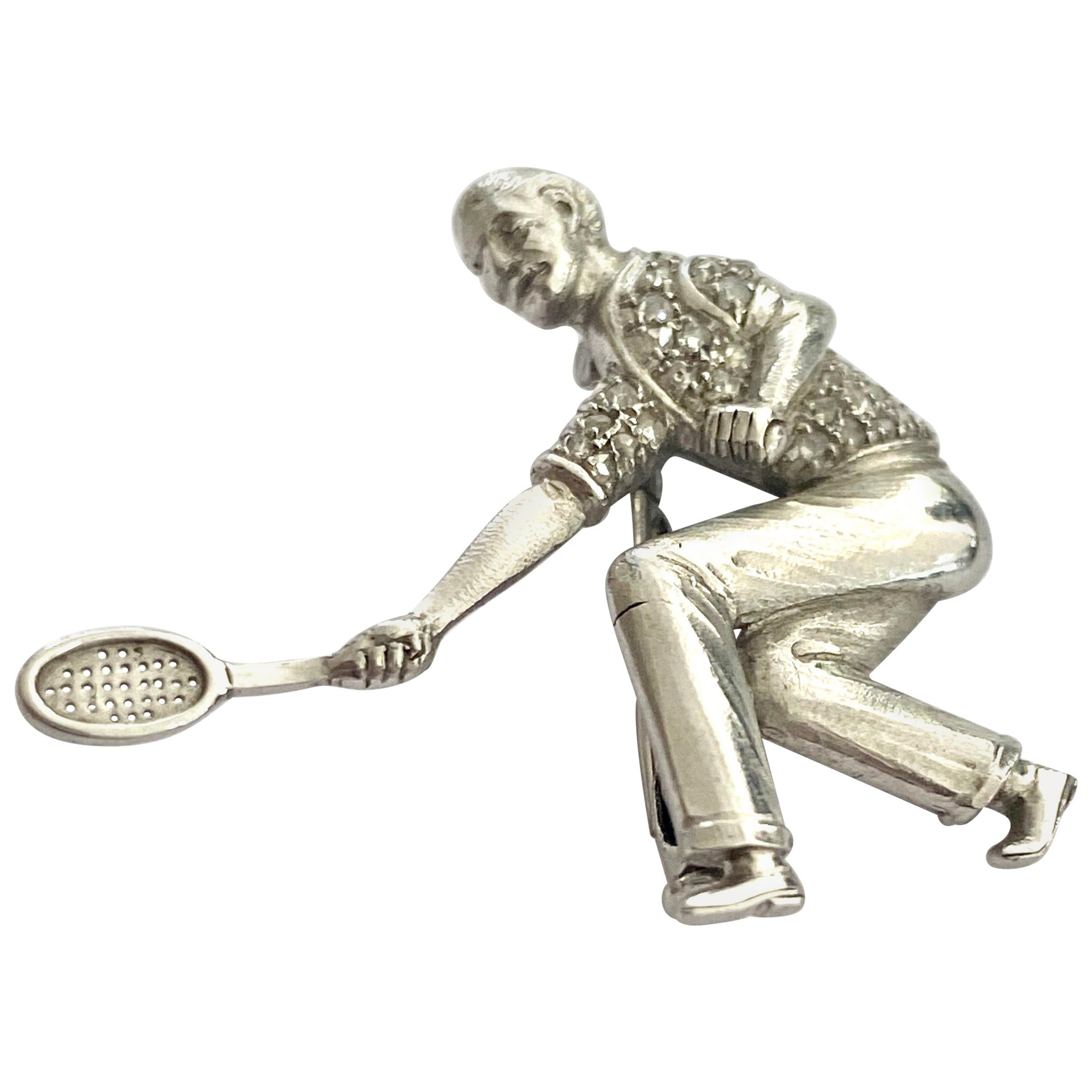 18K. Broche de oro blanco, tenis, "Fred Perry" Inglaterra 1938, 30 diamantes talla rosa en venta